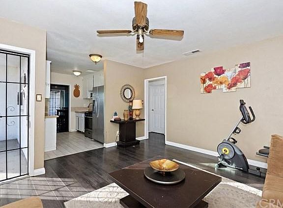 4th image of 276 E 48th St
