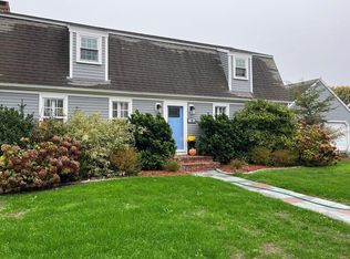 18 Acacia Rd, Bristol, RI 02809