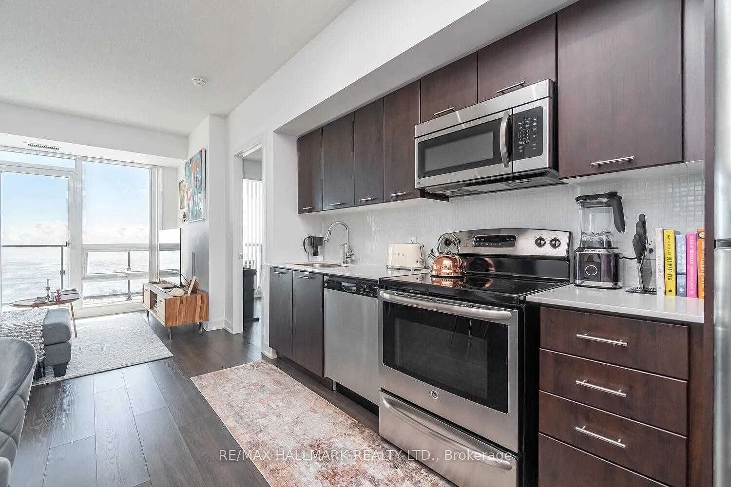 3 bed, $3,150 — Photo 3