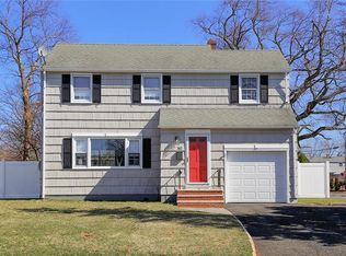 342 Fairview Ave, Middlesex, NJ 08846