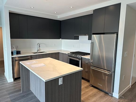 3rd image of 3430 E Kent Ave S #211