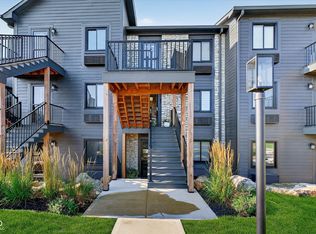 102 Clarendon Dr APT 305, Noblesville, IN 46062
