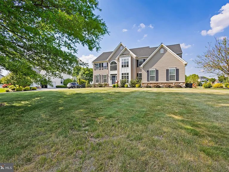 728 Farmhouse Rd — Photo 5