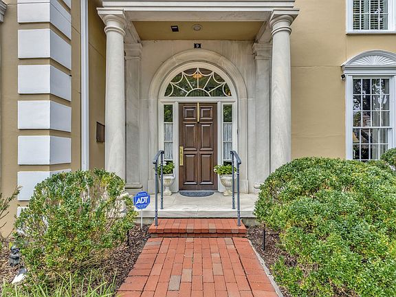 3rd image of 3701 W End Ave APT 9