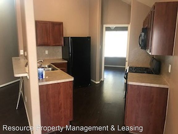 4th image of 32022 Ashton Ln
