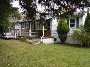 709 E 3rd St, Weatherly, PA 18255