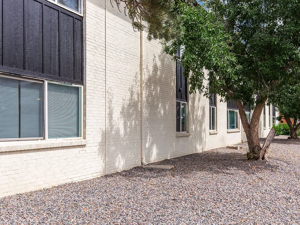 Oakwood Bend APartments - Building Extereior