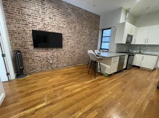 4304 30th Ave APT 1L, Astoria, NY 11103