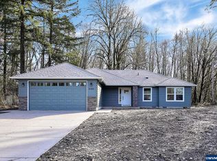 800 7th St, Lyons, OR 97358