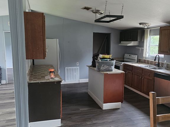 5th image of 9664 Cypress Park Dr