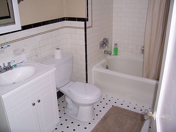 Bath Room with Floor