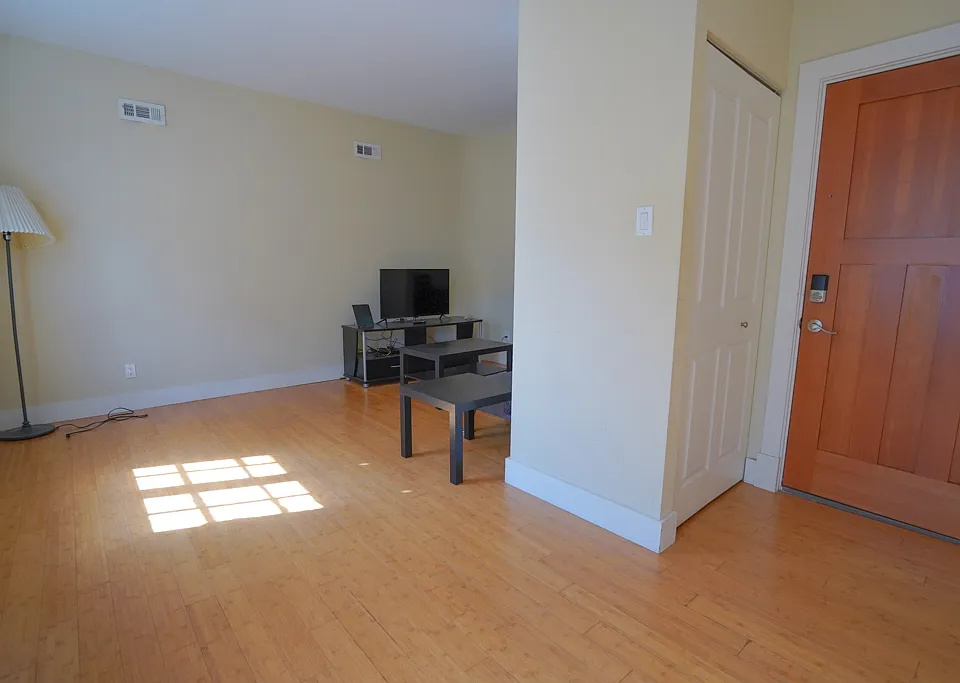 611 Westgate Ave #E