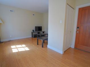 611 Westgate Ave #E, Saint Louis, MO 63130