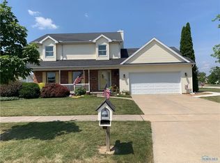 1012 Cardinal Bay Dr, Oregon, OH 43616