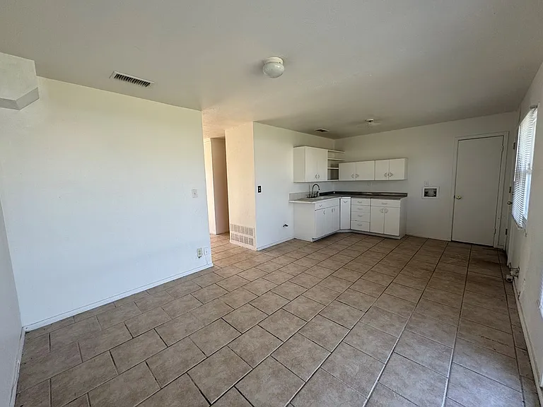 3107 Merrill Ave — Photo 15