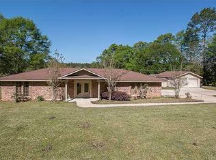 13101 Bunker Hill Rd, Moss Point, MS 39562