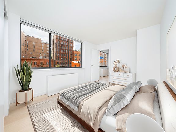 2nd image of 250 W 19th St APT 9G