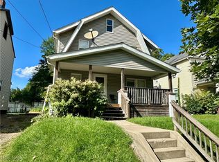915 Whittier Ave, Akron, OH