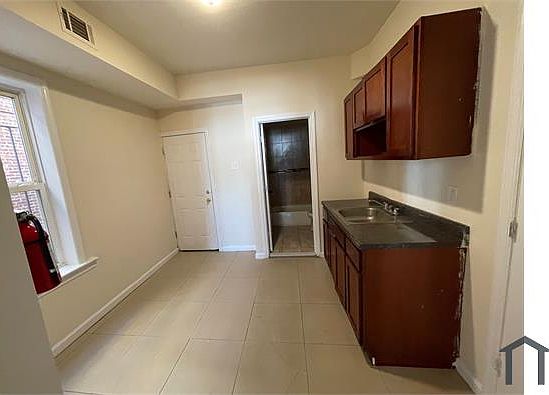 5th image of 78 Boylan St #1F