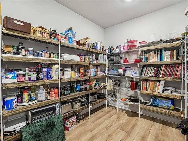 4257 Freight St — Photo 9