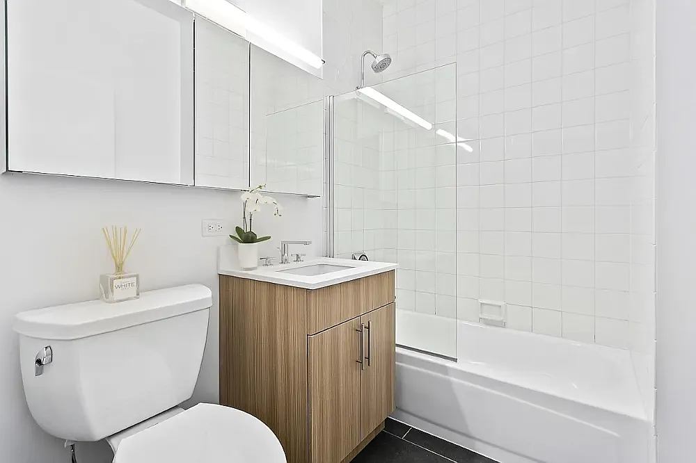 200 East 87th Street — Photo 3
