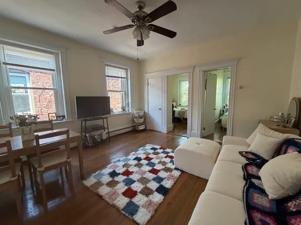 40 Grove St, Boston, MA 02114