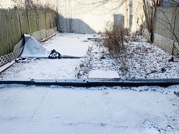 3rd image of 93 Jefferson St #1