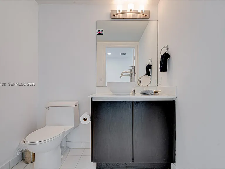 665 NE 25th St #2005 — Photo 43