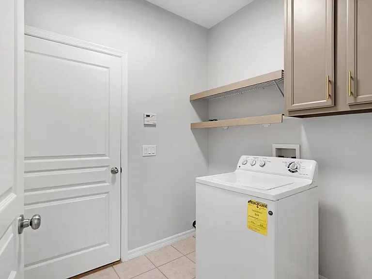 6791 Veronica Ct — Photo 13