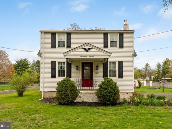 1713 N Line St, Lansdale, PA 19446