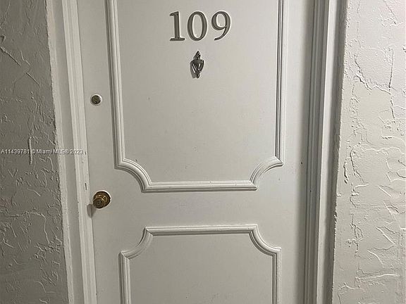 5th image of 17570 Atlantic Blvd APT 109