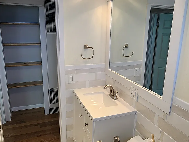 4541 14th Way SE — Photo 9