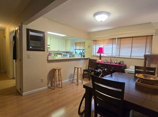 8341 Valley View Ct, Sebastopol, CA 95472