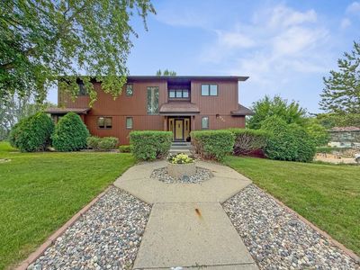 920 26th St NW, Minot, ND, 58703