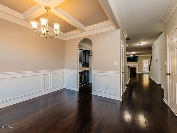 4th image of 110 Flowing Meadows Dr