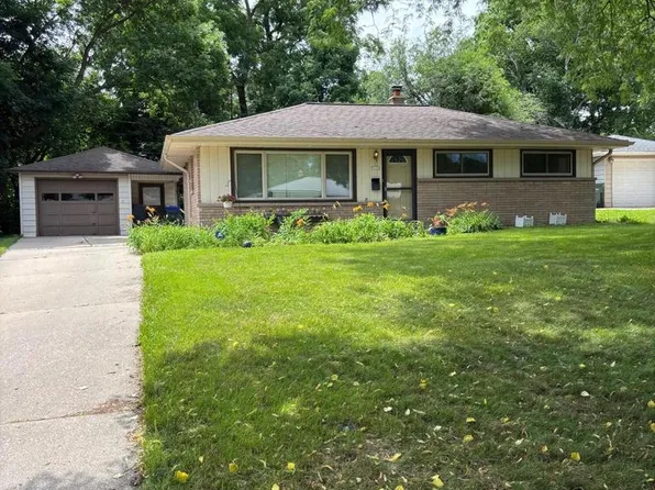 7233 Enfield AVENUE, Milwaukee, WI 53219