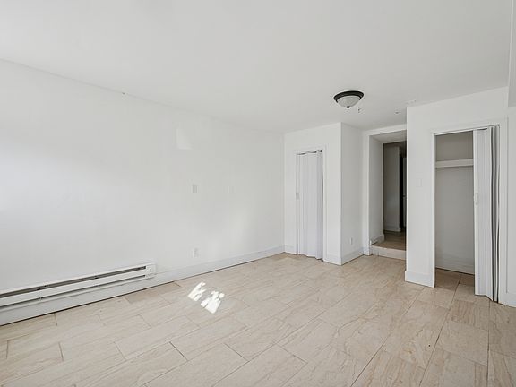 4th image of 1115 E Chelten Ave #A129