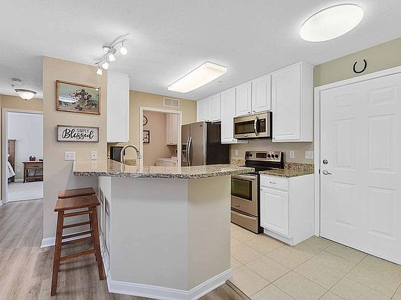5th image of 23004 Chandlers Ln #4-232