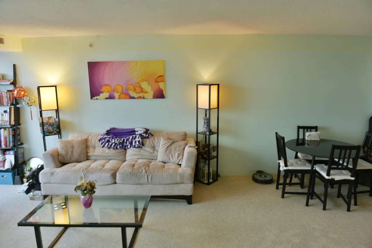 Living Room - 800 Elgin Rd #1102