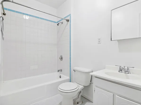 244 New York Avenue image 6 of 6