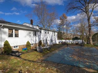 21 Veteri Pl, Wayne, NJ 07470