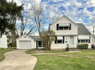 163 Ava Ln, Williamsville, NY