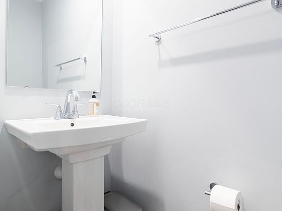 3rd image of 8700 Greengate Blvd #35