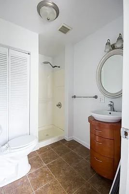 Rented by Spire Group | media 14