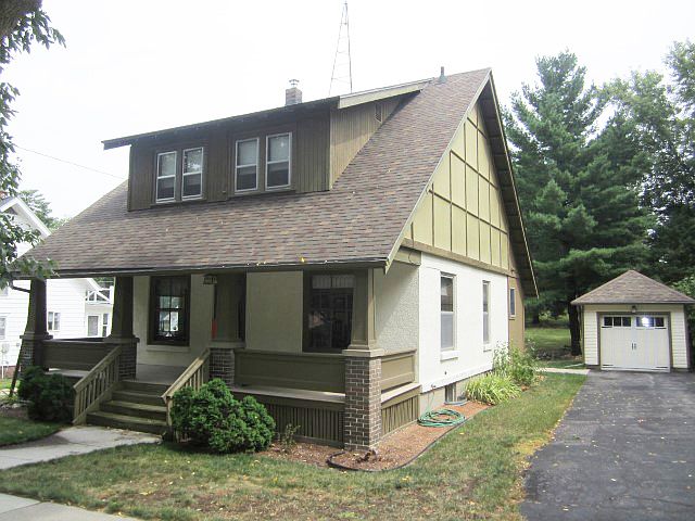 1st image of 636 N Park St