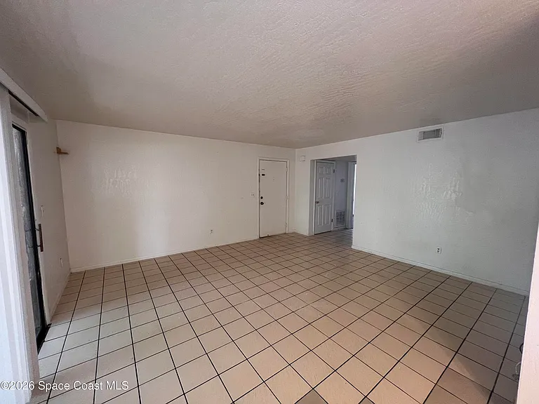 3214 Tree Ridge Ln NE — Photo 10