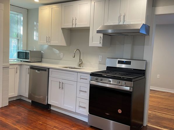 20R Brook St #20R