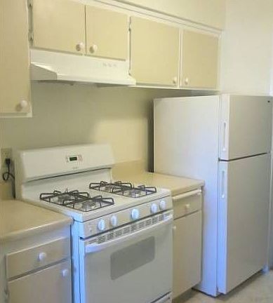 Kitchen Stove