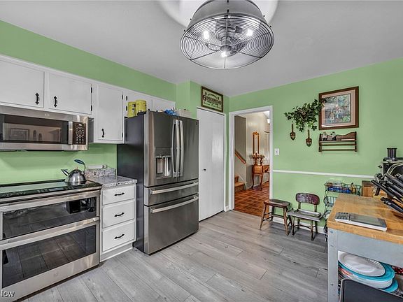 5th image of 25017 Randall Dr