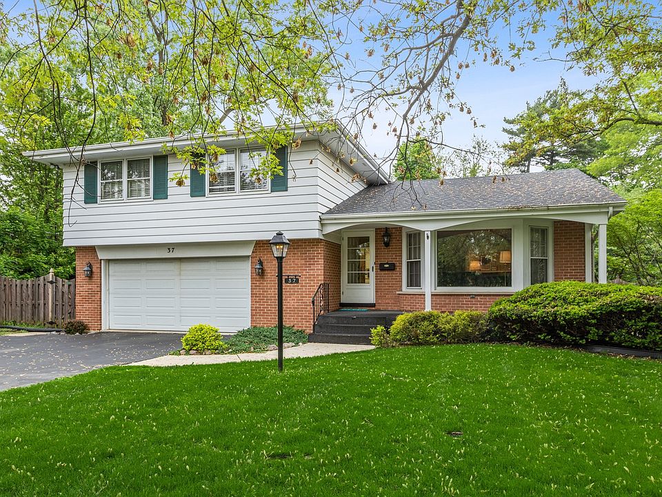 1st image of 37 Camberley Ct